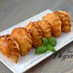 PIECZONE PIEROGI W KRUCHYM CIEŚCIE