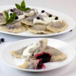 Pierogi z jagodami - przepis