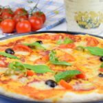 Pizza domowa - przepis na ciasto