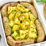 Biała kiełbasa zapiekana z ziemniakami